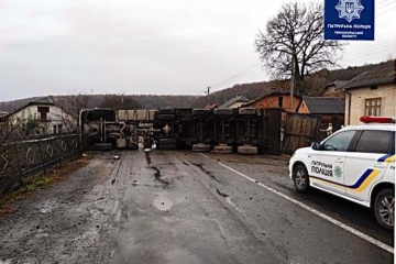 Аварія на Тернопільщині паралізувала рух трасою державного значення