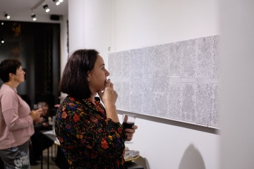 Українська художниця з Бельгії показала сучасний наїв та традиції народного мистецтва