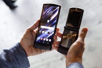 Motorola представила культову “жабку” на базі Android