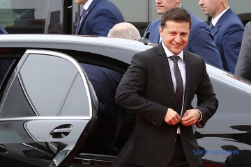 Рейтинги влади падають - КМІС