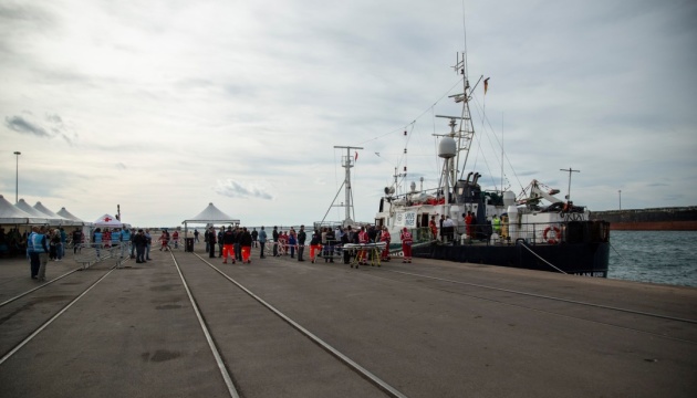 Італія прийняла мігрантів з рятувального судна