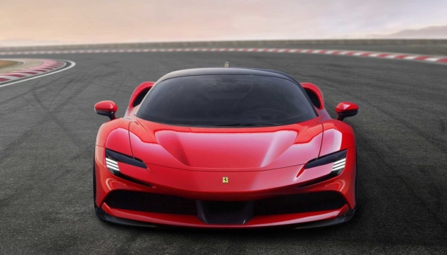 Без керма і педалей: Ferrari запатентувала джойстик для авто