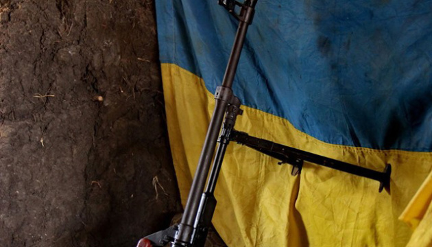 Donbass: Besatzer brechen 13 Mal Waffenruhe, ein Soldat traumatisiert 