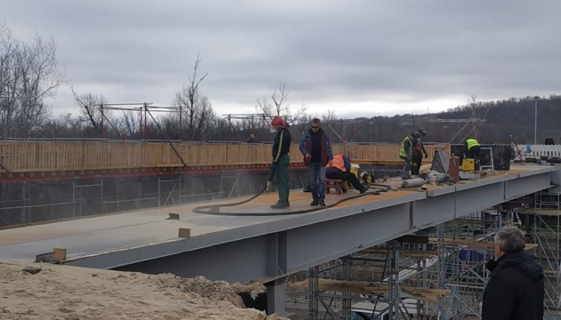 У Станиці завершили підготовчі роботи з відновлення мосту