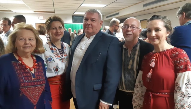 Єдність діаспори необхідна для перемоги над агресором - генконсул України в Нью-Йорку Єдність діаспори необхідна для перемоги над агресором - генконсул України в Нью-Йорку