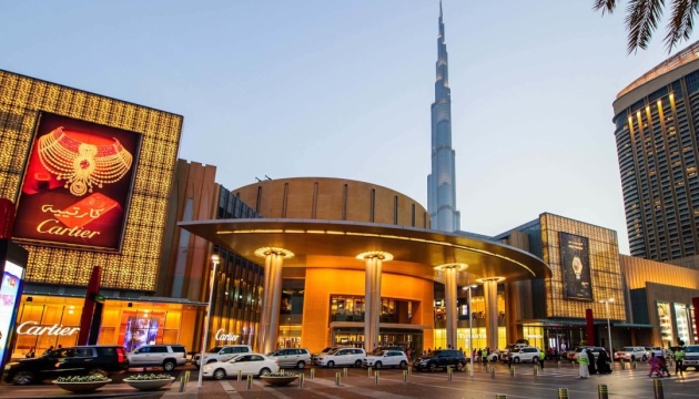У Дубаї затопило найбільший у світі торговельний центр