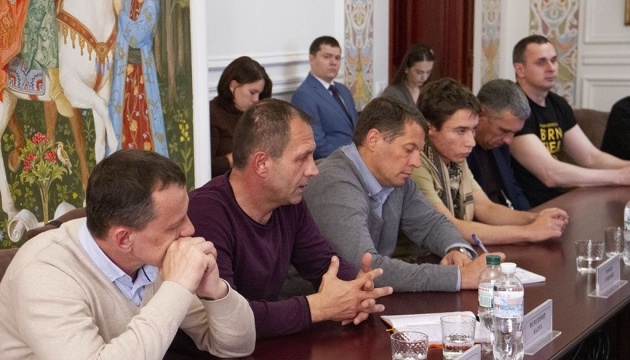 Prystaiko meets with former political prisoners of Kremlin
