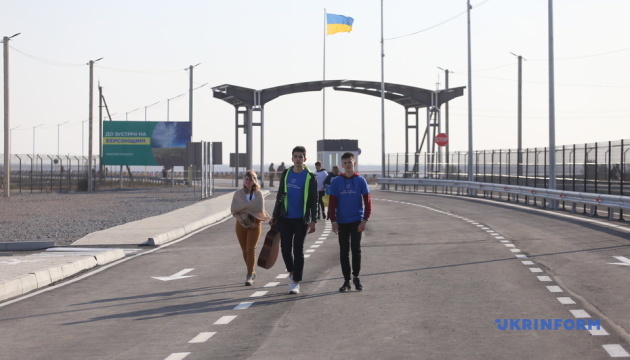 Kalanchak, Chonhar checkpoints on border with Crimea open after repairs
