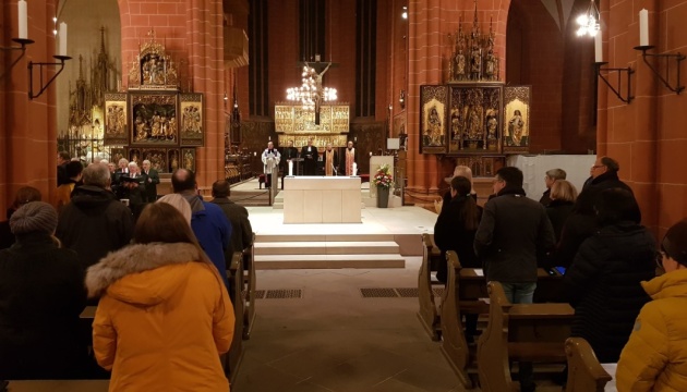 У Франкфурті відбулася міжконфесійна молитва за жертвами Голодомору