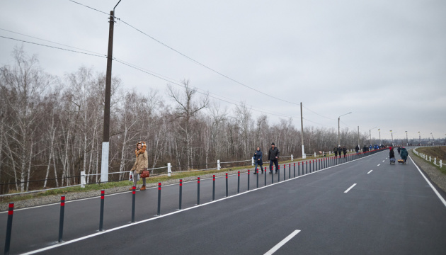 Під час ремонту мосту у Станиці виявили мільйонні збитки - підозрюють чиновника Луганської ОДА