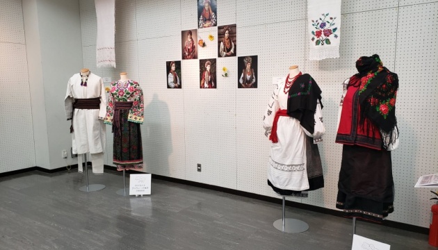 東京都渋谷区文化学園にて「ウクライナ民族衣装展示会」開催