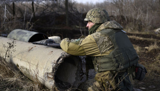 Invaders violate ceasefire in Donbas 10 times. One Ukrainian soldier killed, another one wounded