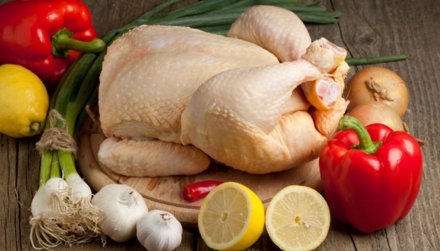 Irak levanta las restricciones a las exportaciones avícolas de Ucrania 