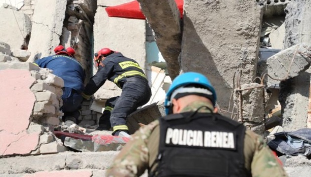Землетрус в Албанії: зростає кількість загиблих і поранених Землетрус в Албанії: зростає кількість загиблих і поранених