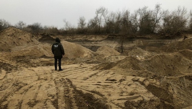 Нелегальні добувачі піску на Буковині зашкодили державі майже на 90 мільйонів