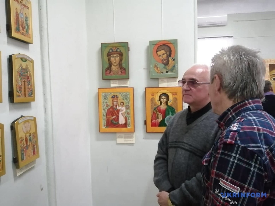 В херсонском музее открылась выставка современных икон