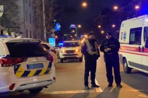 Des inconnus ont tiré sur un Range Rover en plein centre de Kyiv, un enfant a été tué