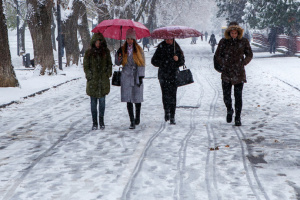 L’hiver est arrivé : Kyiv est sous la neige