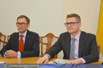 Баканов обговорив з послом Франції протидію міжнародному тероризму та кіберзагрозам