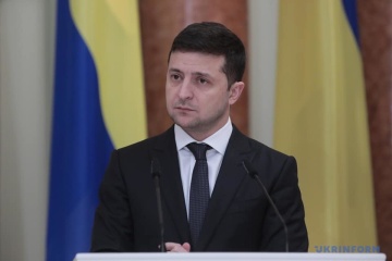 „Aby Ukraińcy świętowali Nowy Rok w domu” - Zełenski będzie rozmawiał w Paryżu o wielkiej wymianie