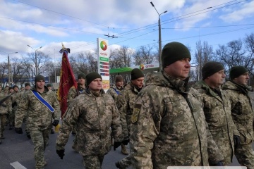 У Миколаєві - урочиста хода військових, які повернулися з Донбасу