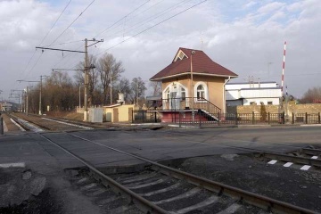 На проспекте Науки три ночи подряд будут перекрывать железнодорожный переезд