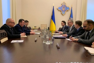Данилов поблагодарил ЕС за помощь Украине в сфере безопасности