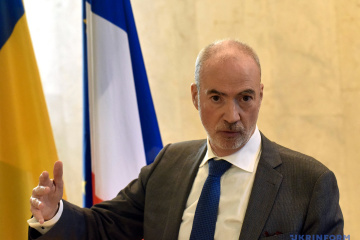 L'ambassadeur de France en Ukraine a remis au maire d’Odessa des dons humanitaires