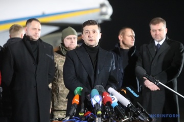 Звільненням українців із РФ та анексованого Криму теж займаються — Зеленський