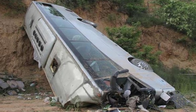 У Тунісі перекинувся автобус із туристами, понад 20 загиблих