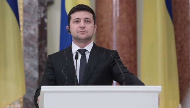 Zelensky: El ejército seguirá siendo prioridad una vez se logre la paz en Ucrania 