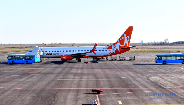 SkyUp відновлює рейси за трьома напрямками з Харкова