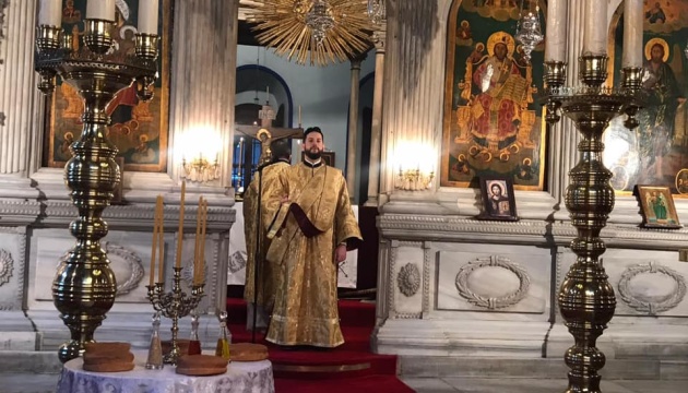 У Стамбулі під час богослужіння до Дня Святого Миколая молилися українською