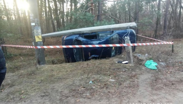 На Київщині автівка збила двох дітей, вони у реанімації