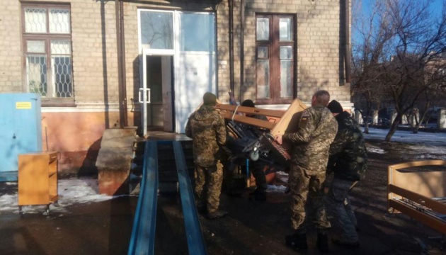Діаспора та волонтери передали чергову партію гумдопомоги на Донбас