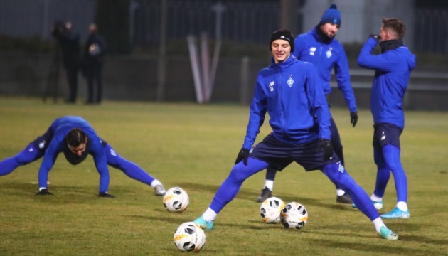 Футболісти “Динамо” провели відкрите тренування перед матчем із “Лугано”