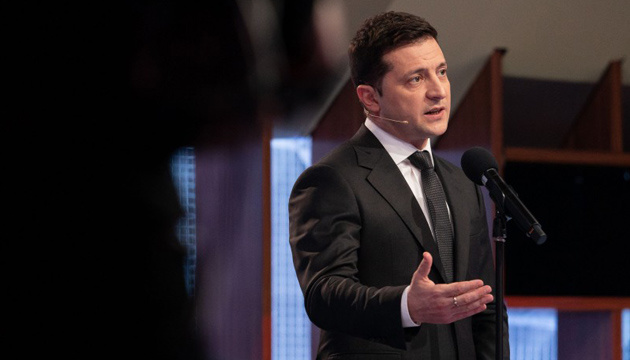 Zelensky: Construir un muro en el Donbás no es el plan 