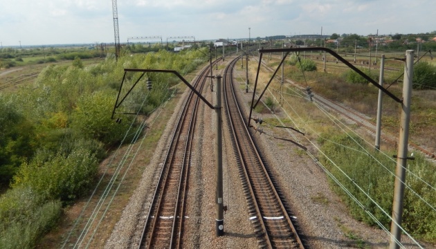 Укрзалізниця змінює графік та маршрут «Прикарпатського експреса»