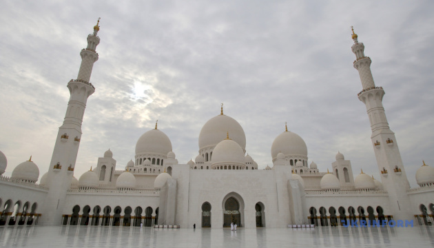 В Абу-Дабі скасували карантин для вакцинованих туристів