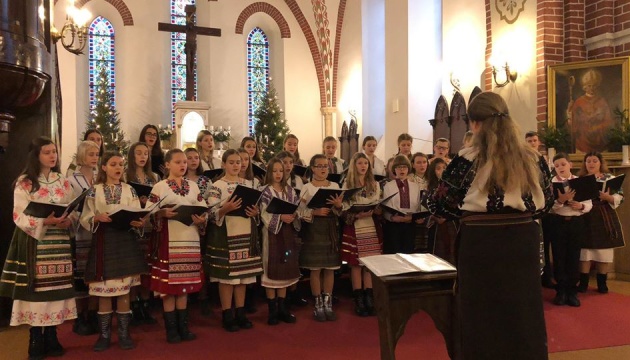 У Ризі пройшов різдвяний концерт дитячого колективу з Тернополя