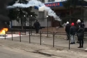 Meurtre à Kakhovka : La ville se révolte contre la police