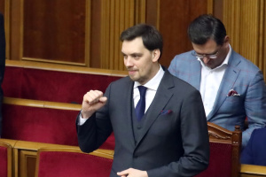 ホンチャルーク首相、大統領と内閣につき「私たちはチームであり、チームのままでありたい」
