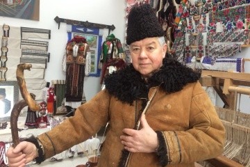 Селфи в музее. Серебро магнатов, «жлукто» и брежневский Шевроле