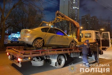 Столичные эвакуаторы забрали почти 600 авто: как вернуть со штрафплощадки