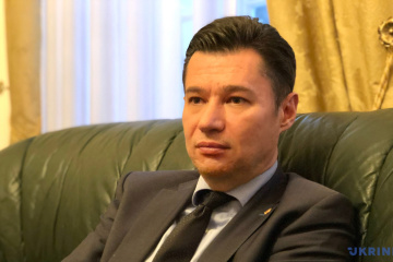 Österreichische Zeitung schreibt über „Bürgerkrieg“ in Ukraine. Der Botschafter empört