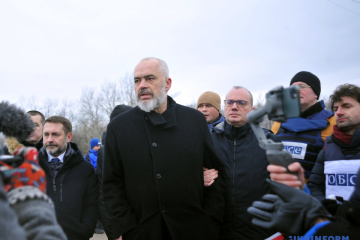 Председатель ОБСЕ посетил пункт пропуска в Станице