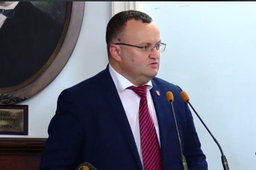 Мер Чернівців отримав понад 260 тисяч компенсації за відставку, яку суд визнав незаконною