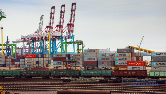 Грузооборот морских портов  Украины в январе вырос на 49% 