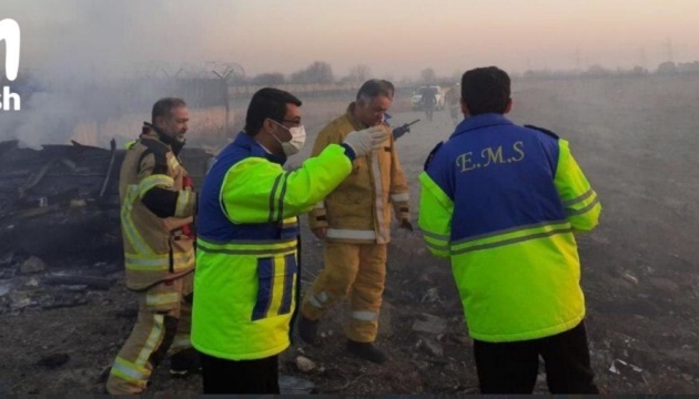 На місці катастрофи літака МАУ в Тегерані вже працюють слідчі