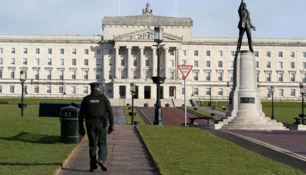 Парламент Північної Ірландії відновлює роботу після трирічної перерви